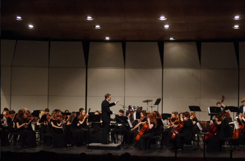 Wando’s Chamber Orchestra performing “Cloudburst” in their spring concert on May 8