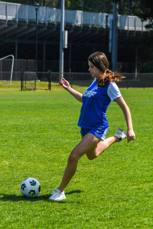 Freshman Kaylie Cosgrove and her team were given the opportunity to travel to England to expand their soccer skills and knowledge. “It gave me a unique perspective on the game of soccer and allowed me to be coached by experienced coaches and players and gave me a different perspective on the game,” Cosgrove said. 