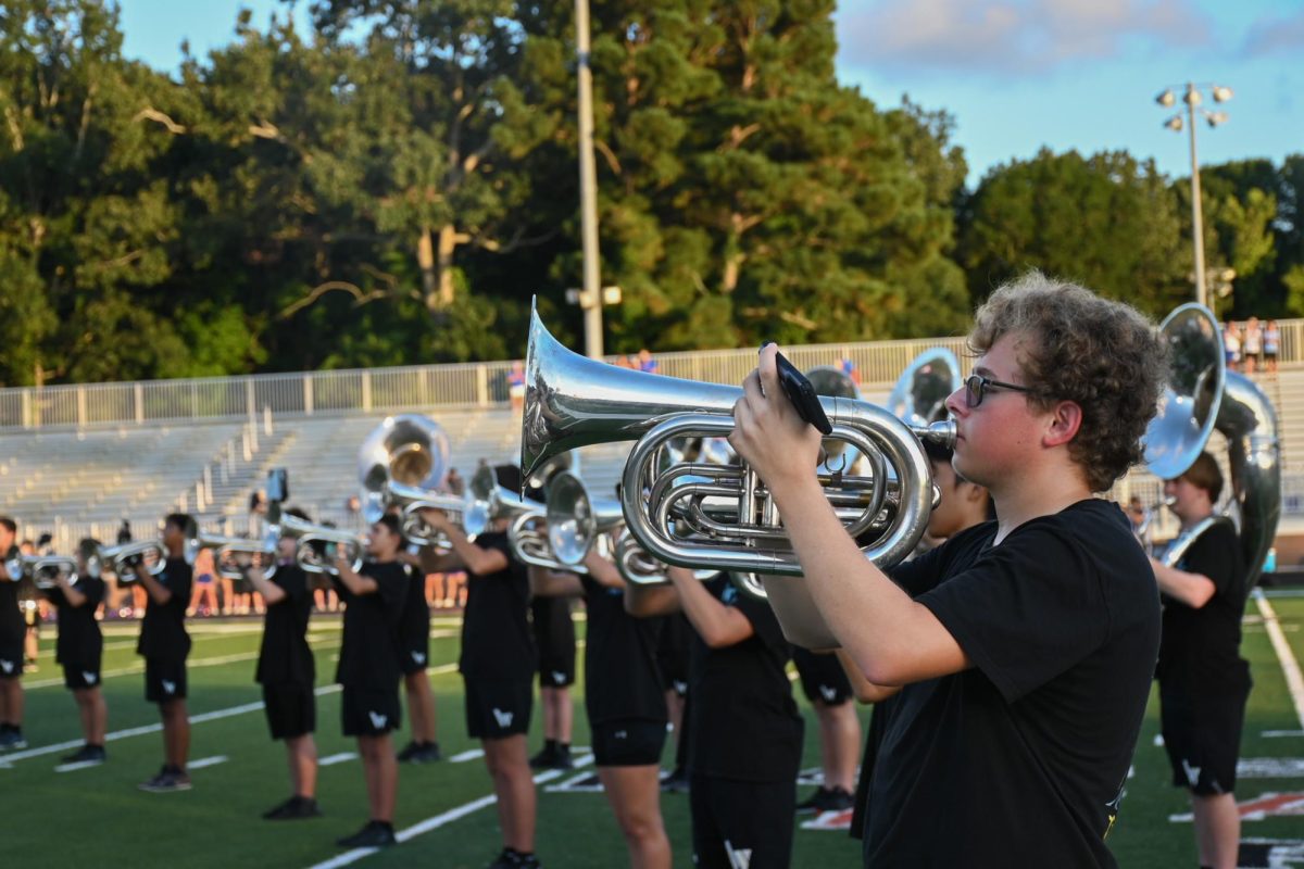 Wando Bands preform at the game.