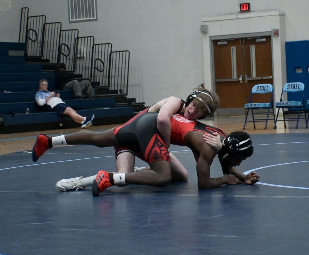 Taylor reed takes down military magnet wrestlers on the mat 